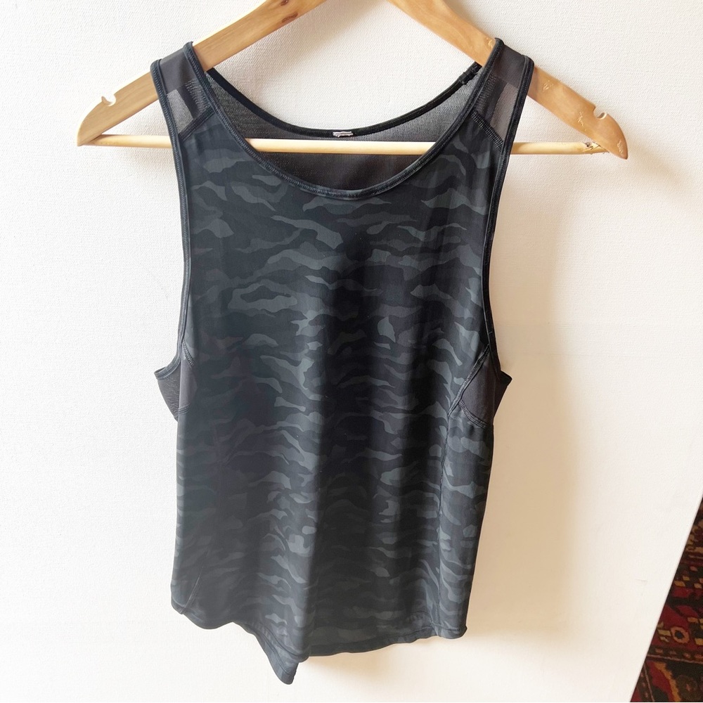 Lululemon Camo Sculpt Tank